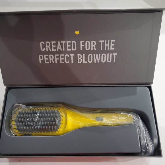 Drybar The Brush Crush Heated Straightening Brush new in box main image 6